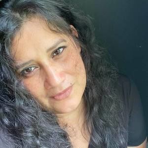 Meet your Posher, Nelly